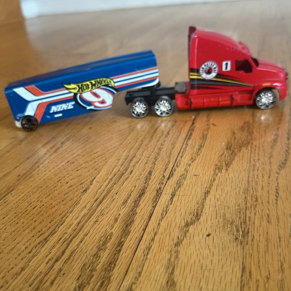 Hot Wheels Big Rig Toy - Picture 5 of 6